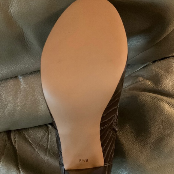 New Talbots Boots 8 1/2 M - Picture 3 of 8